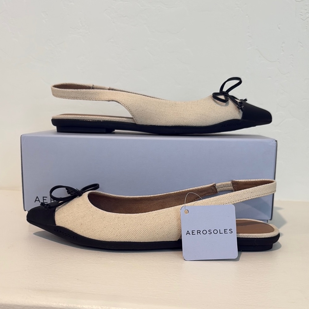 AEROSOLES Women's Black and Cream Slingback Loafers